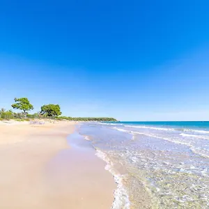 https://las-palmeras-camping-bungalow.catalonia-hotels.com